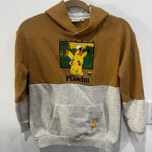 Pokémon Cream + Tan Hoodie | Youth Large | Great Condition ⚡